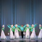 Фото из спектакля ЗДЕСЬ ЗАЖИГАЮТ ЗВЕЗДЫ