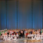 Фото из спектакля ЗДЕСЬ ЗАЖИГАЮТ ЗВЕЗДЫ